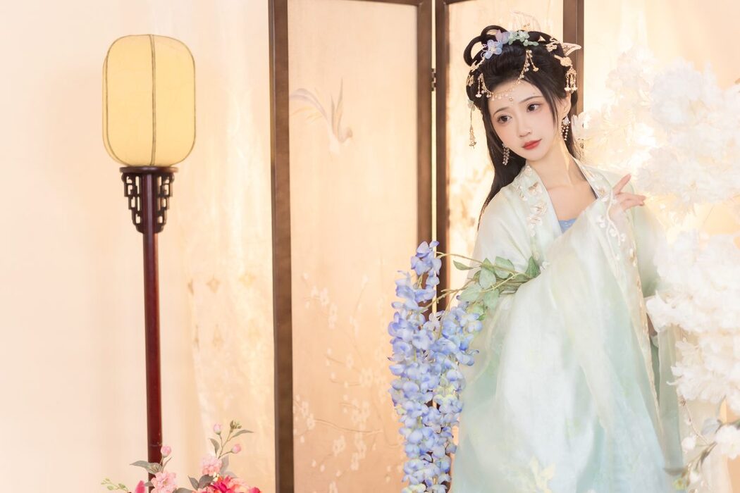 YiTuYu艺图语 Vol.3445 Qi Luo Sheng De Xiao Su Su