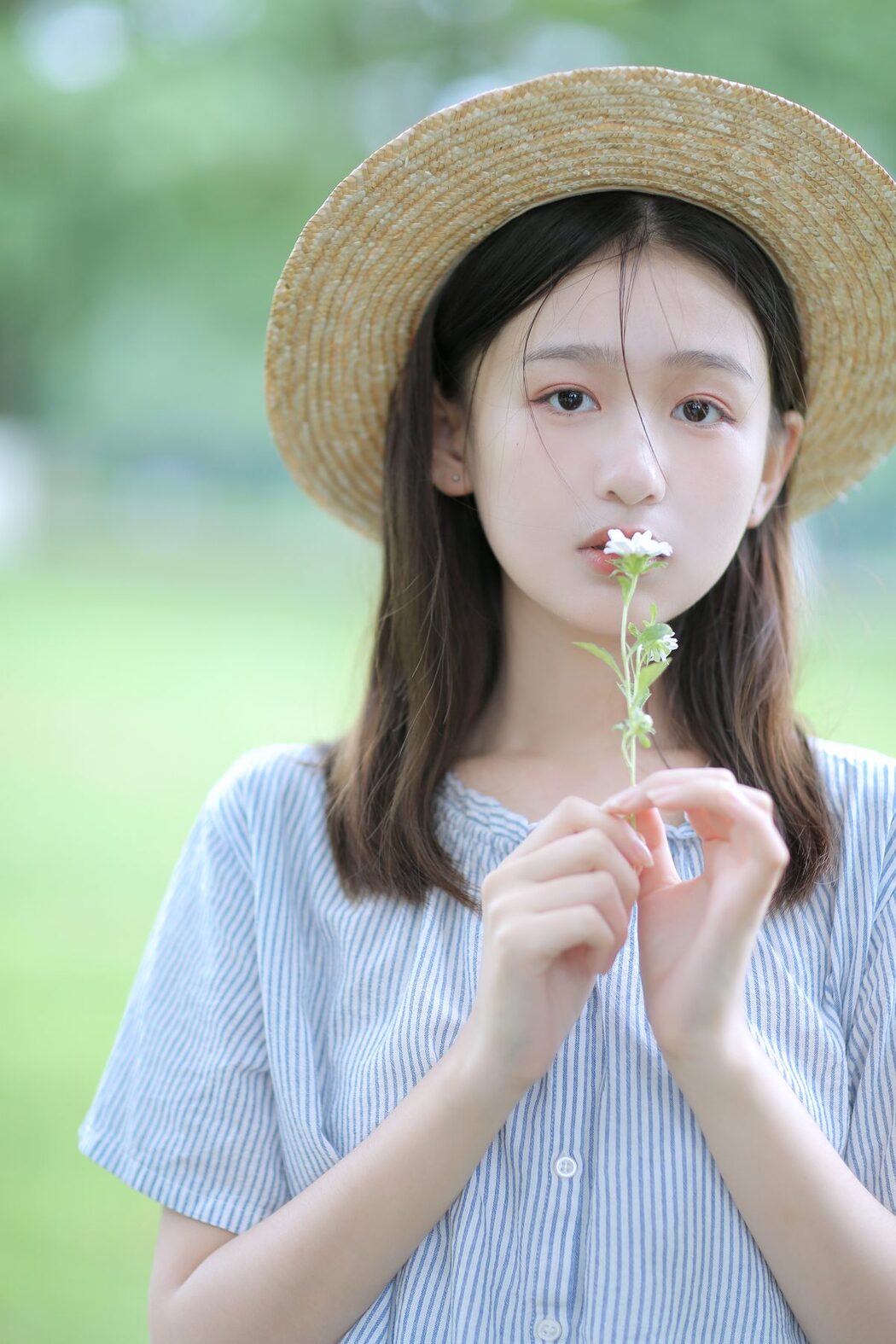 YiTuYu艺图语 Vol.3409 Rui Qiu De Kuai Le Ren Sheng