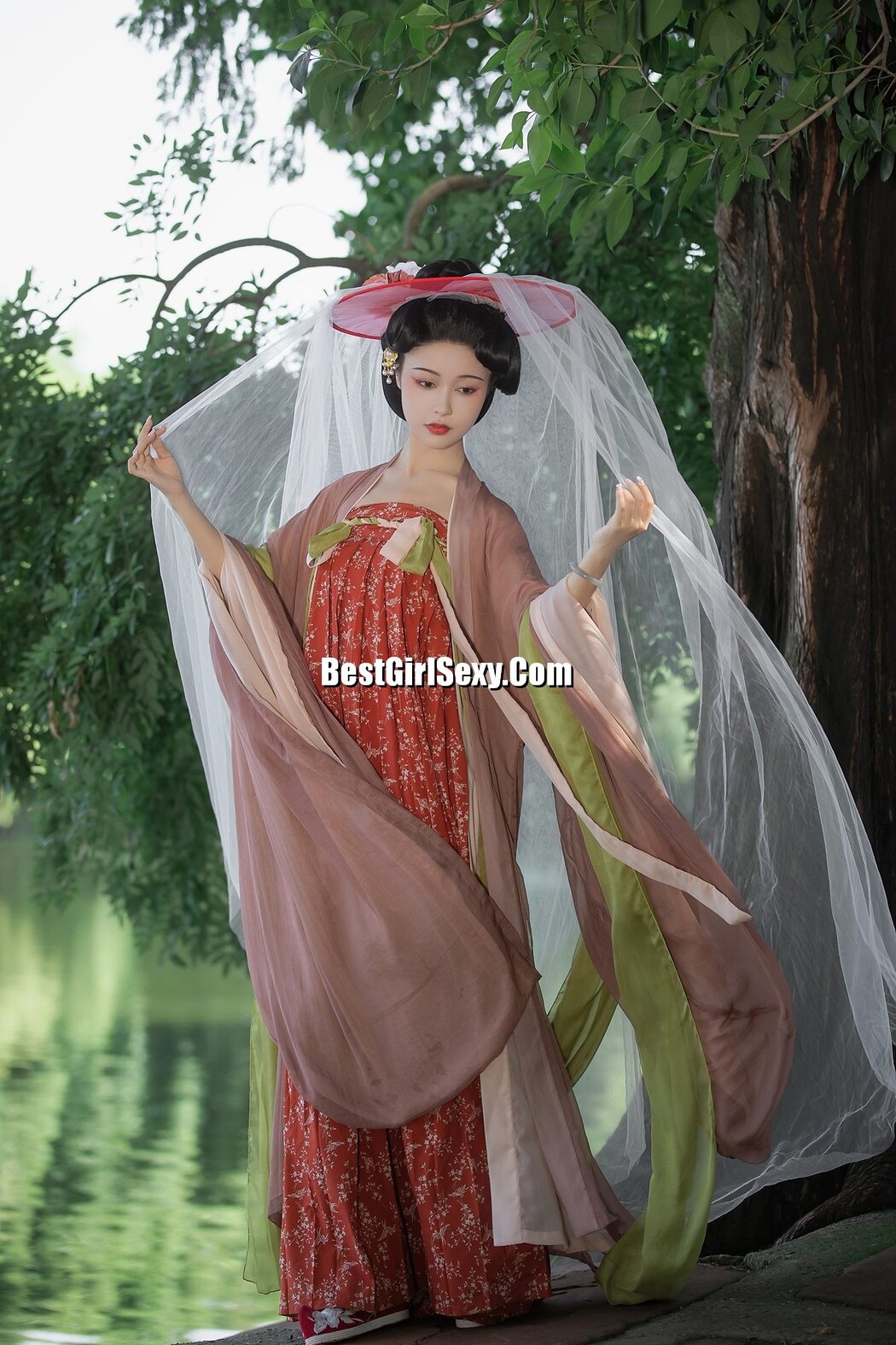 YiTuYu艺图语 Vol.3518 Li Yi Yi
