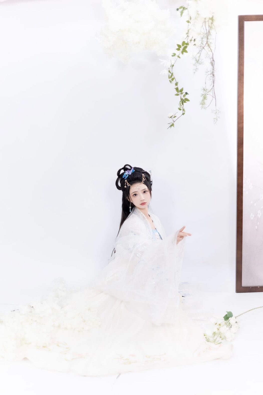 YiTuYu艺图语 Vol.3412 Qi Luo Sheng De Xiao Su Su