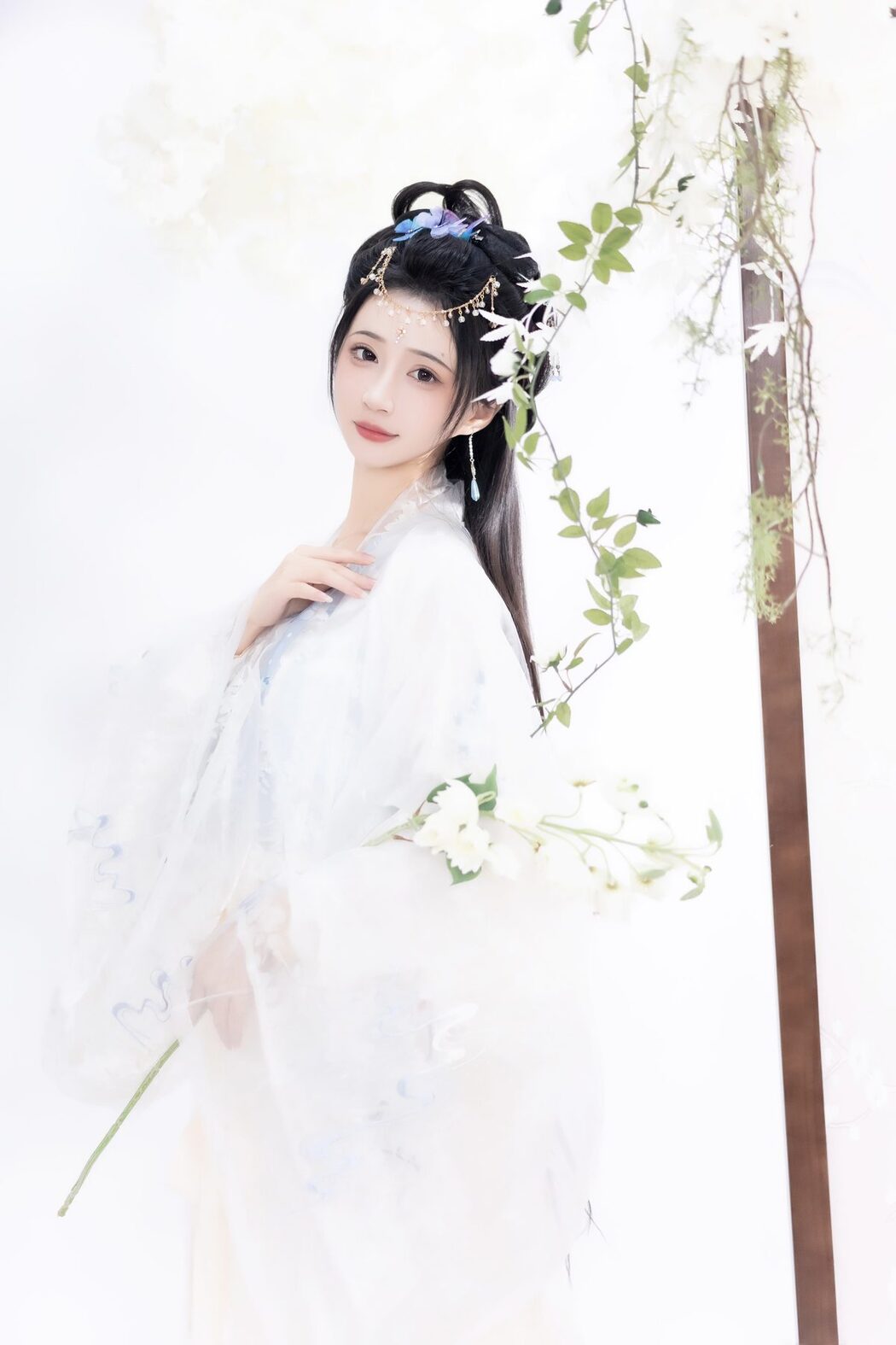 YiTuYu艺图语 Vol.3412 Qi Luo Sheng De Xiao Su Su