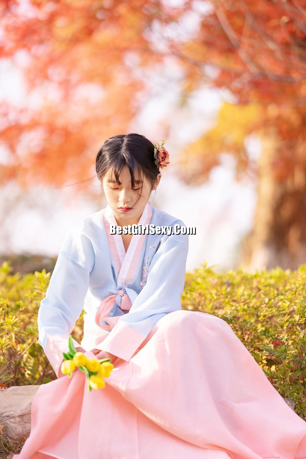 YiTuYu艺图语 Vol.3520 Zi Zi