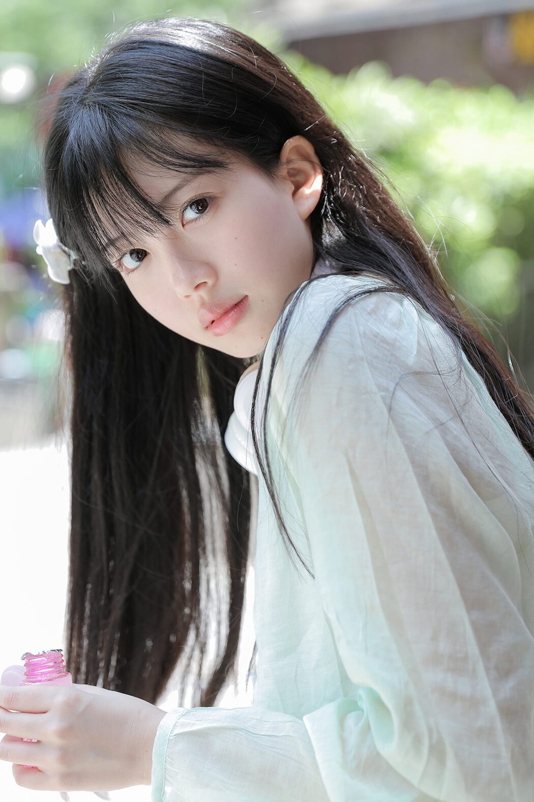 YiTuYu艺图语 Vol.3407 Qiu Yang Yi He Cover Photo