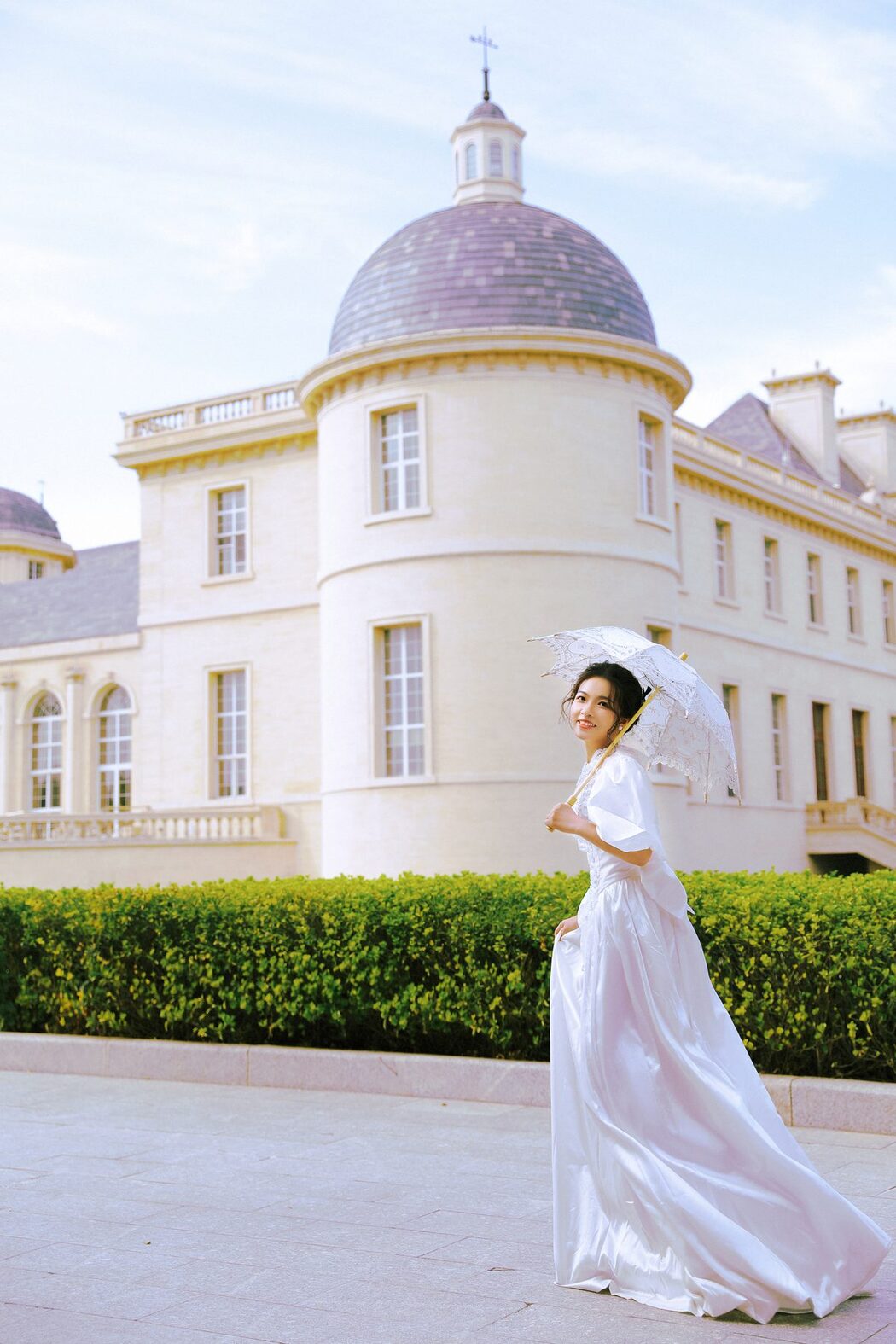 YiTuYu艺图语 Vol.3408 Xiao Xiao Chong Laura