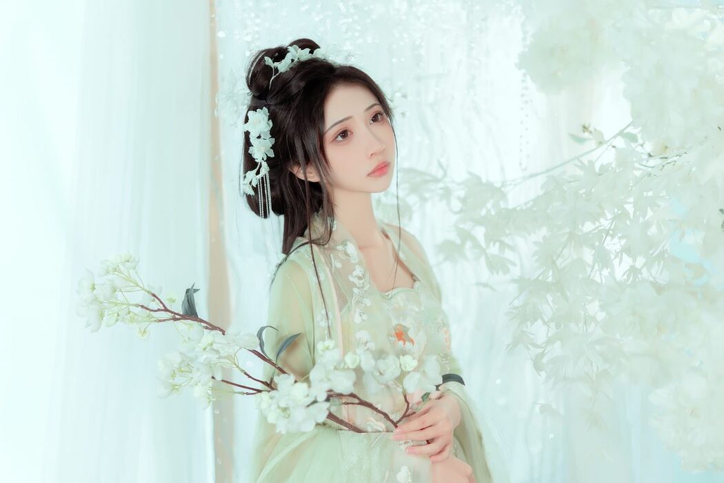 YiTuYu艺图语 Vol.3684 Qi Luo Sheng De Xiao Su Su