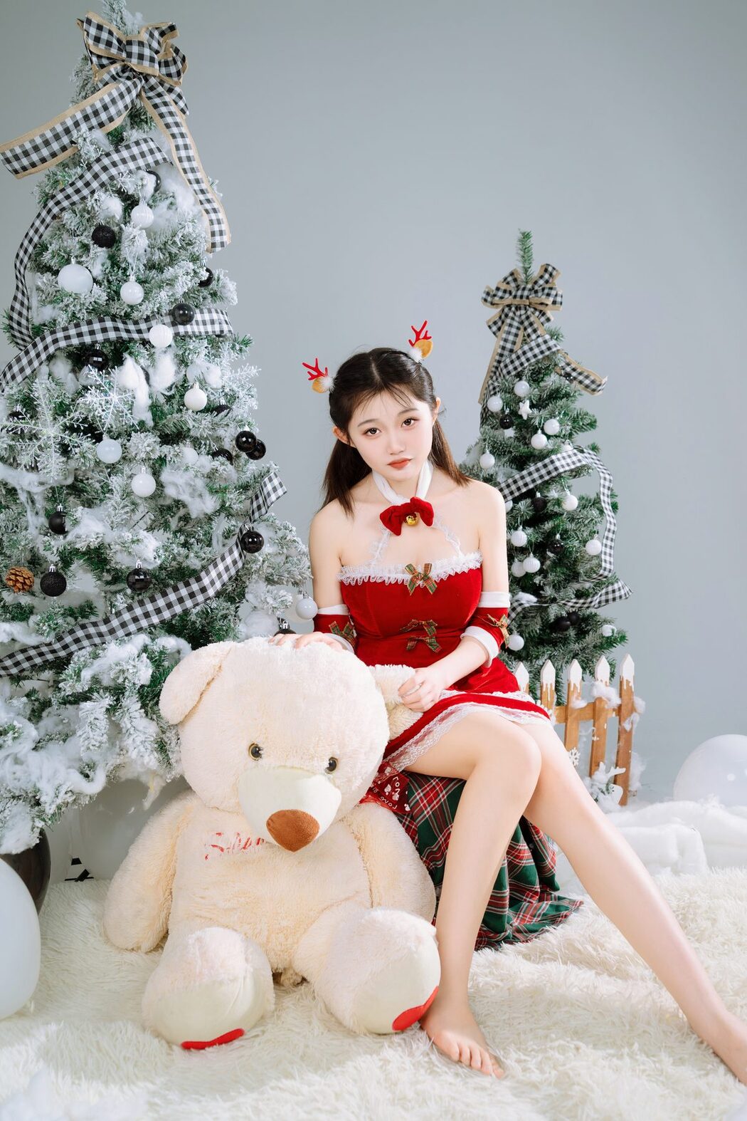 YiTuYu艺图语 Vol.3692 Xiao Guan