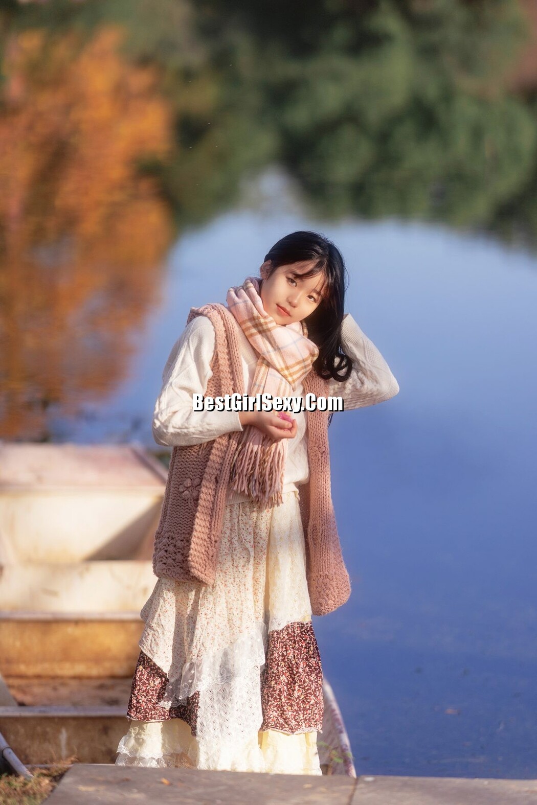 YiTuYu艺图语 Vol.3541 Zi Zi