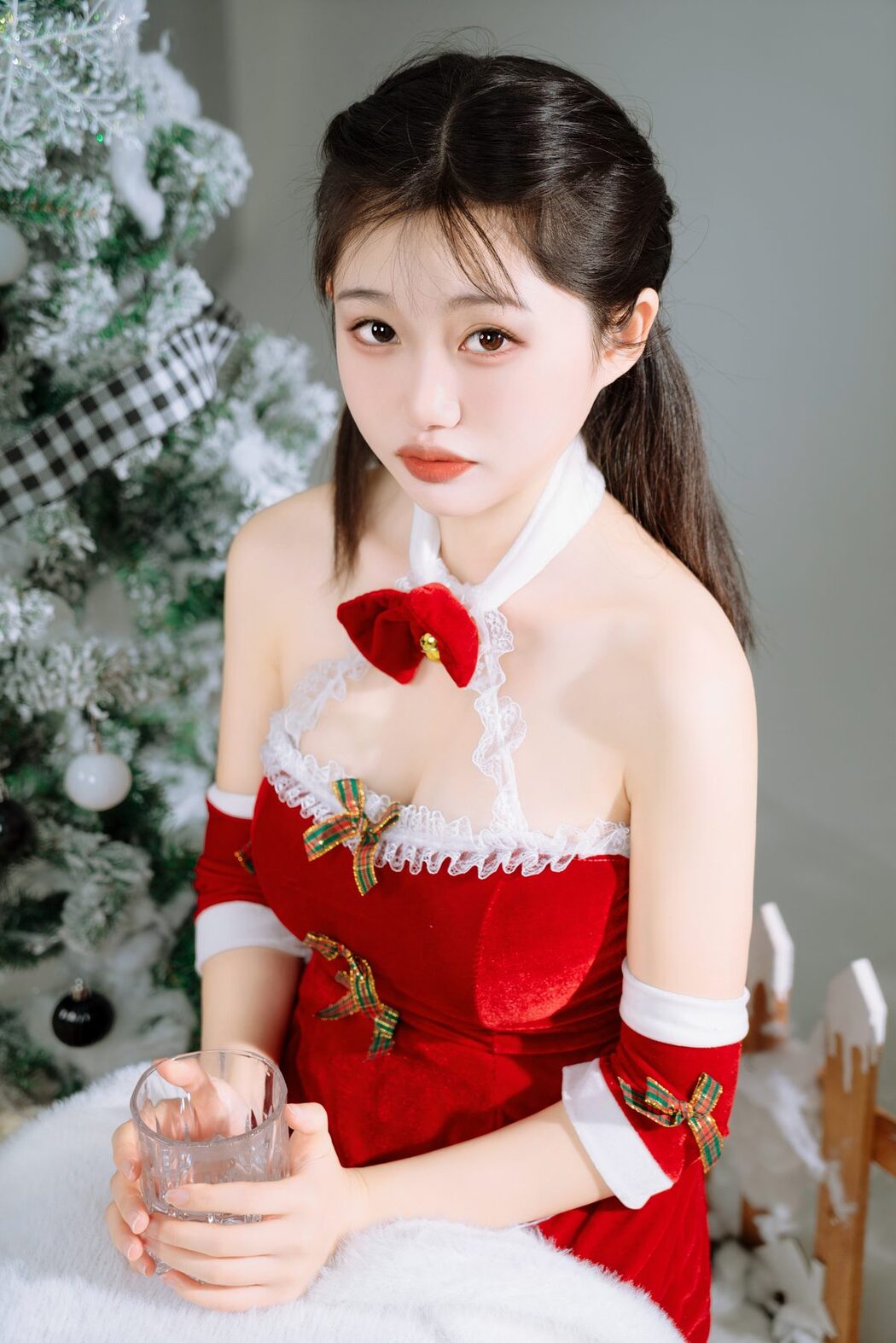 YiTuYu艺图语 Vol.3692 Xiao Guan