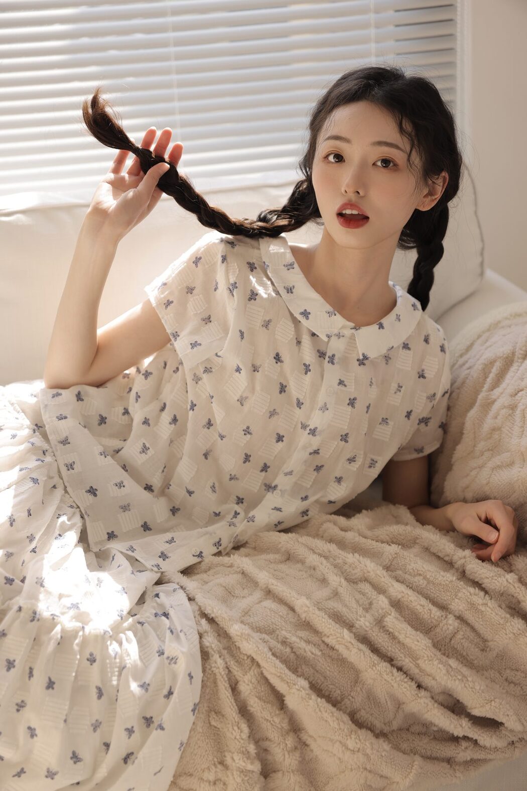 YiTuYu艺图语 Vol.3689 Xiao Yang Ai Gan Fan