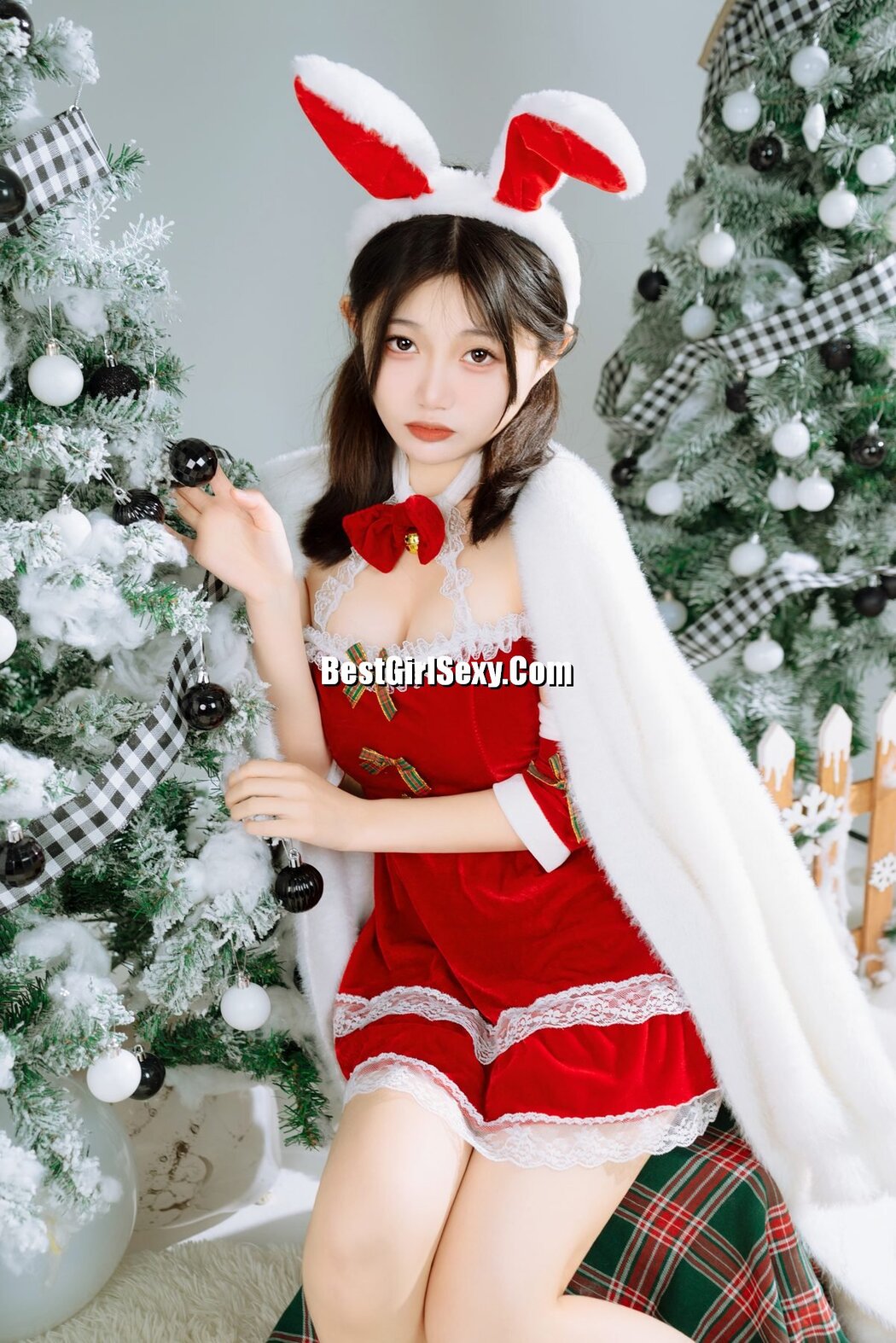 YiTuYu艺图语 Vol.3692 Xiao Guan