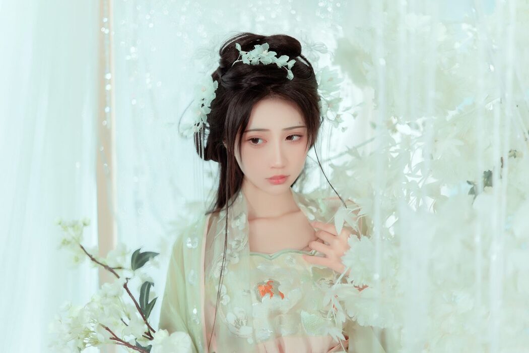 YiTuYu艺图语 Vol.3684 Qi Luo Sheng De Xiao Su Su