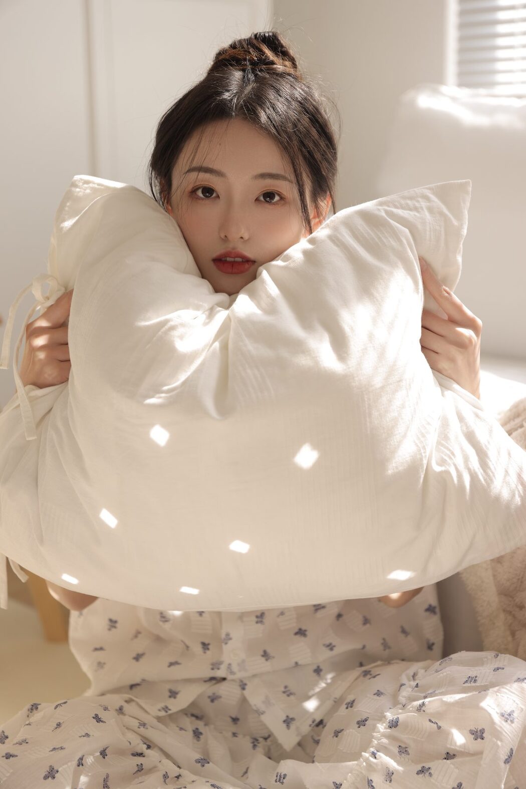 YiTuYu艺图语 Vol.3689 Xiao Yang Ai Gan Fan