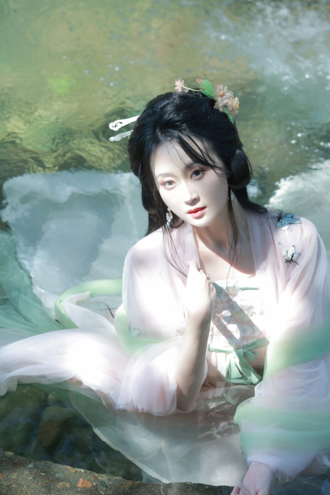 YiTuYu艺图语 Vol.3667 A Tong