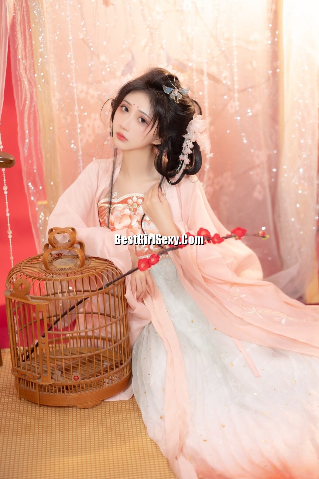 YiTuYu艺图语 Vol.3705 Qi Luo Sheng De Xiao Su Su