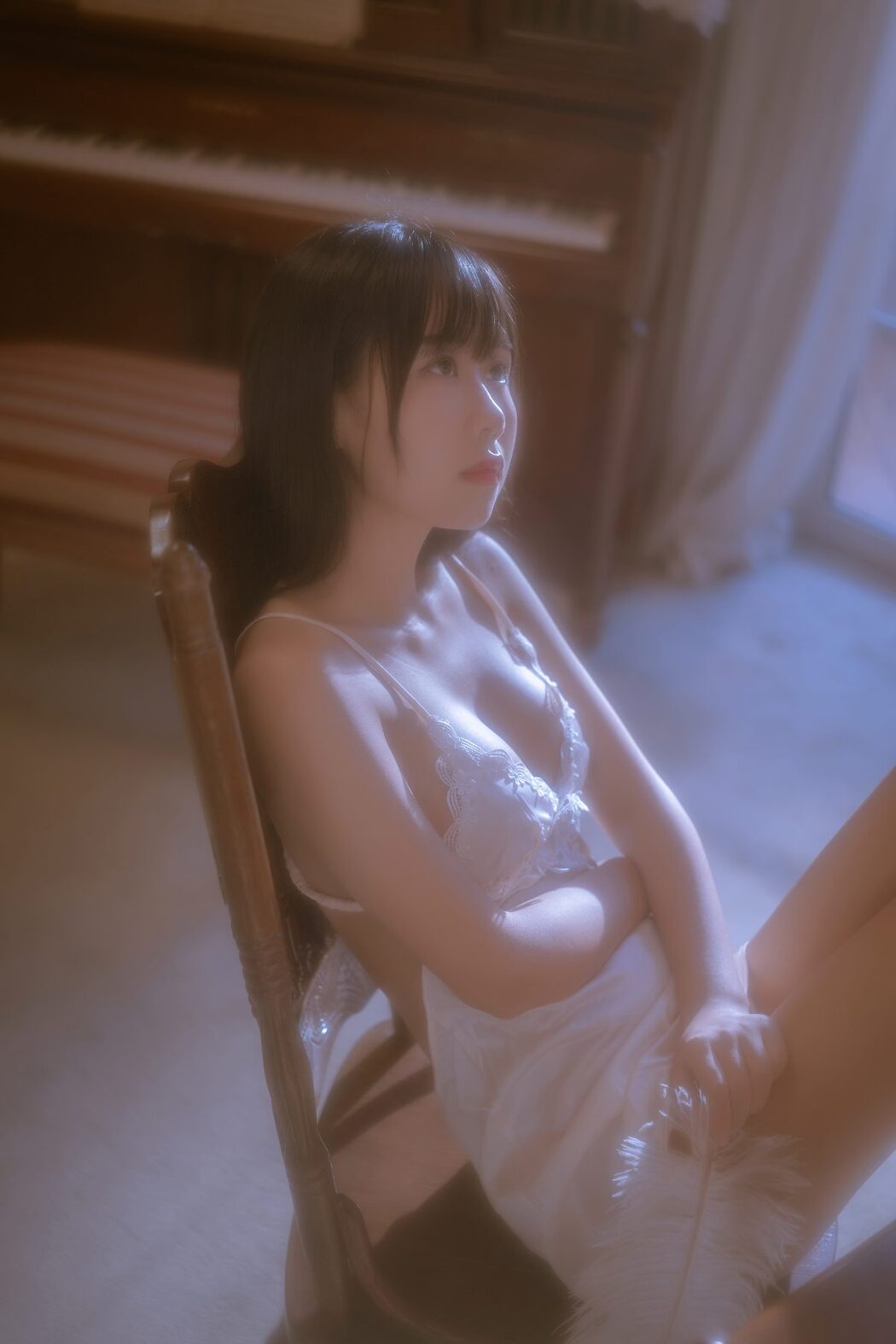 YiTuYu艺图语 Vol.3693 Meng Ya Er