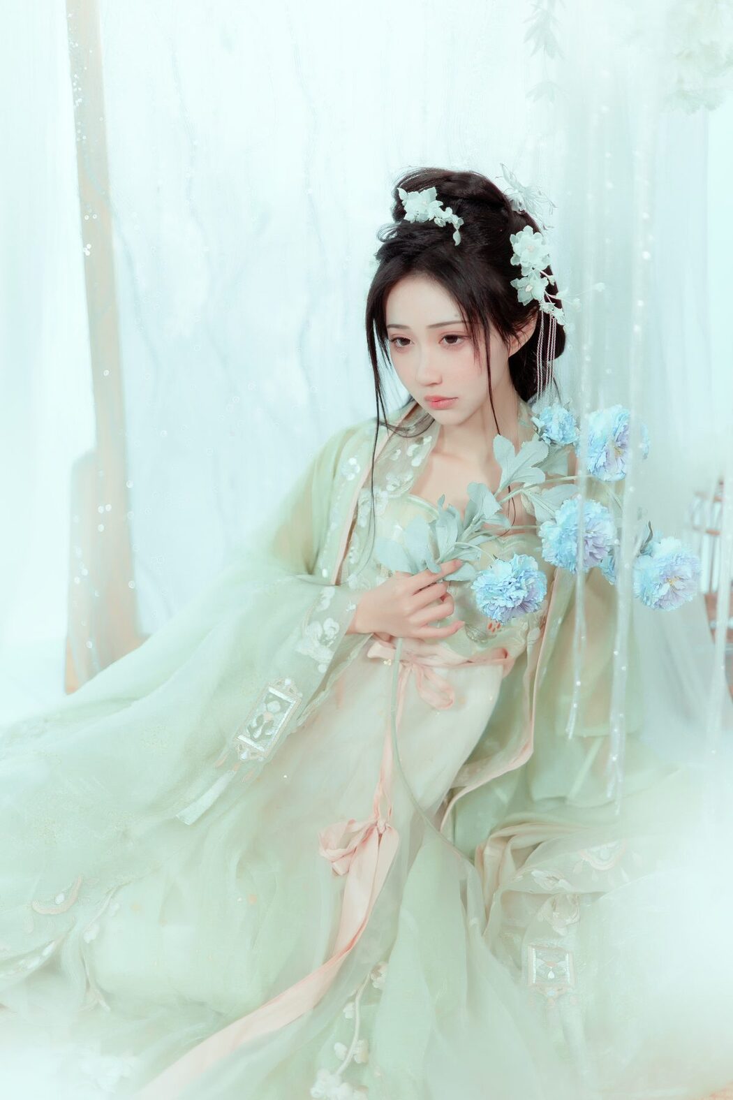 YiTuYu艺图语 Vol.3684 Qi Luo Sheng De Xiao Su Su