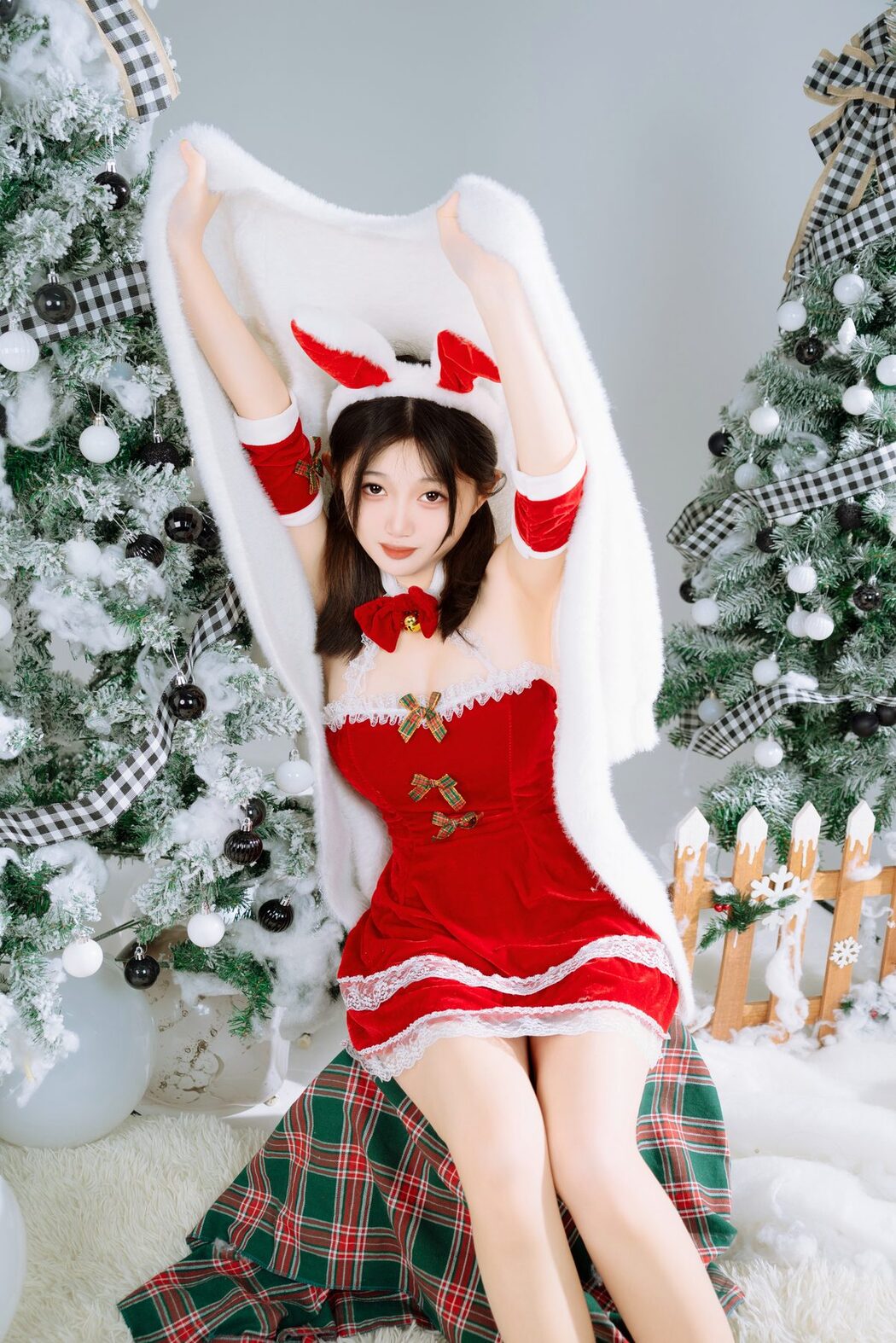 YiTuYu艺图语 Vol.3692 Xiao Guan