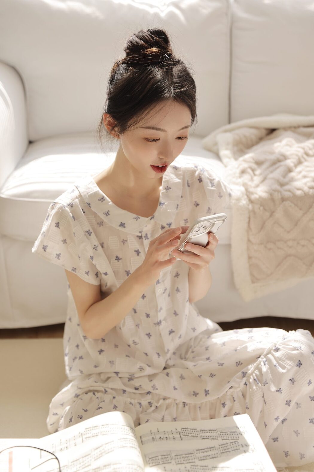 YiTuYu艺图语 Vol.3689 Xiao Yang Ai Gan Fan