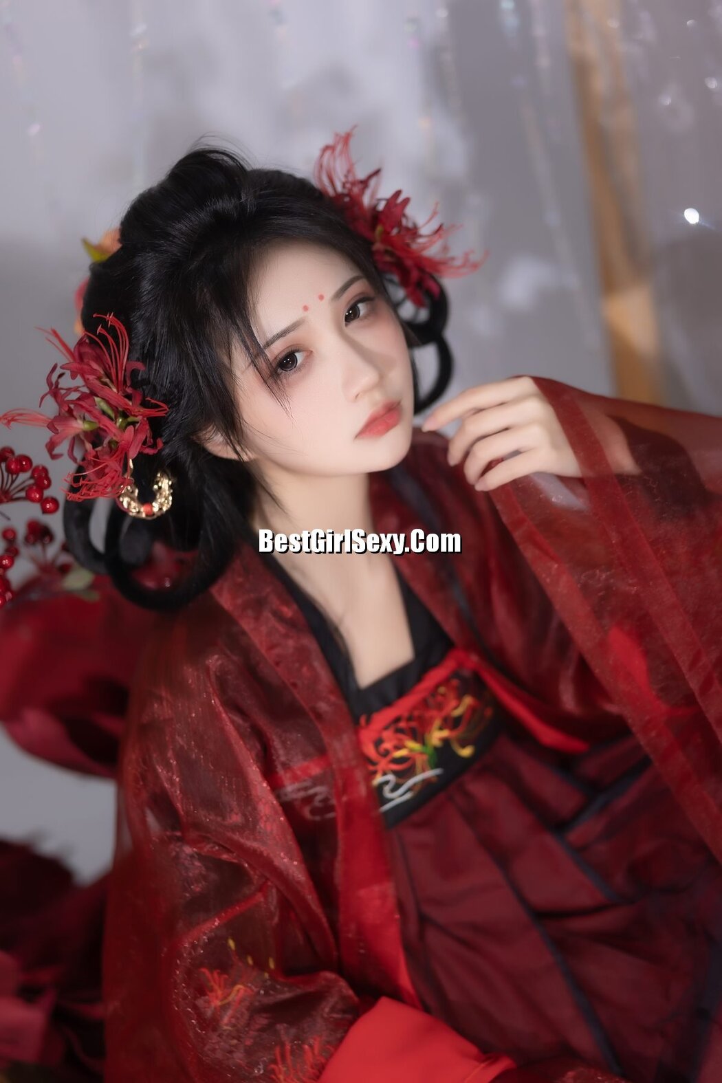 YiTuYu艺图语 Vol.3703 Qi Luo Sheng De Xiao Su Su