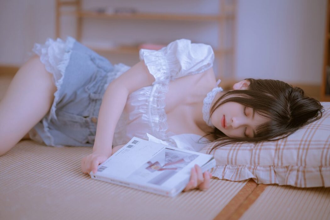 YiTuYu艺图语 Vol.3670 Zhu Ke Shi Zhi Ju