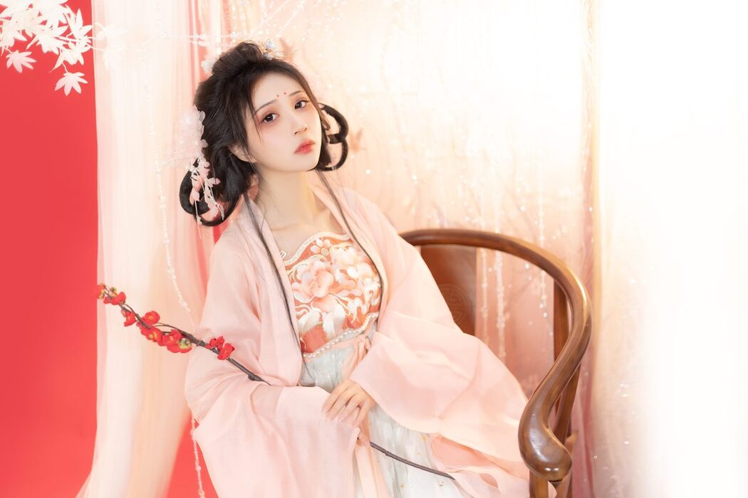YiTuYu艺图语 Vol.3705 Qi Luo Sheng De Xiao Su Su