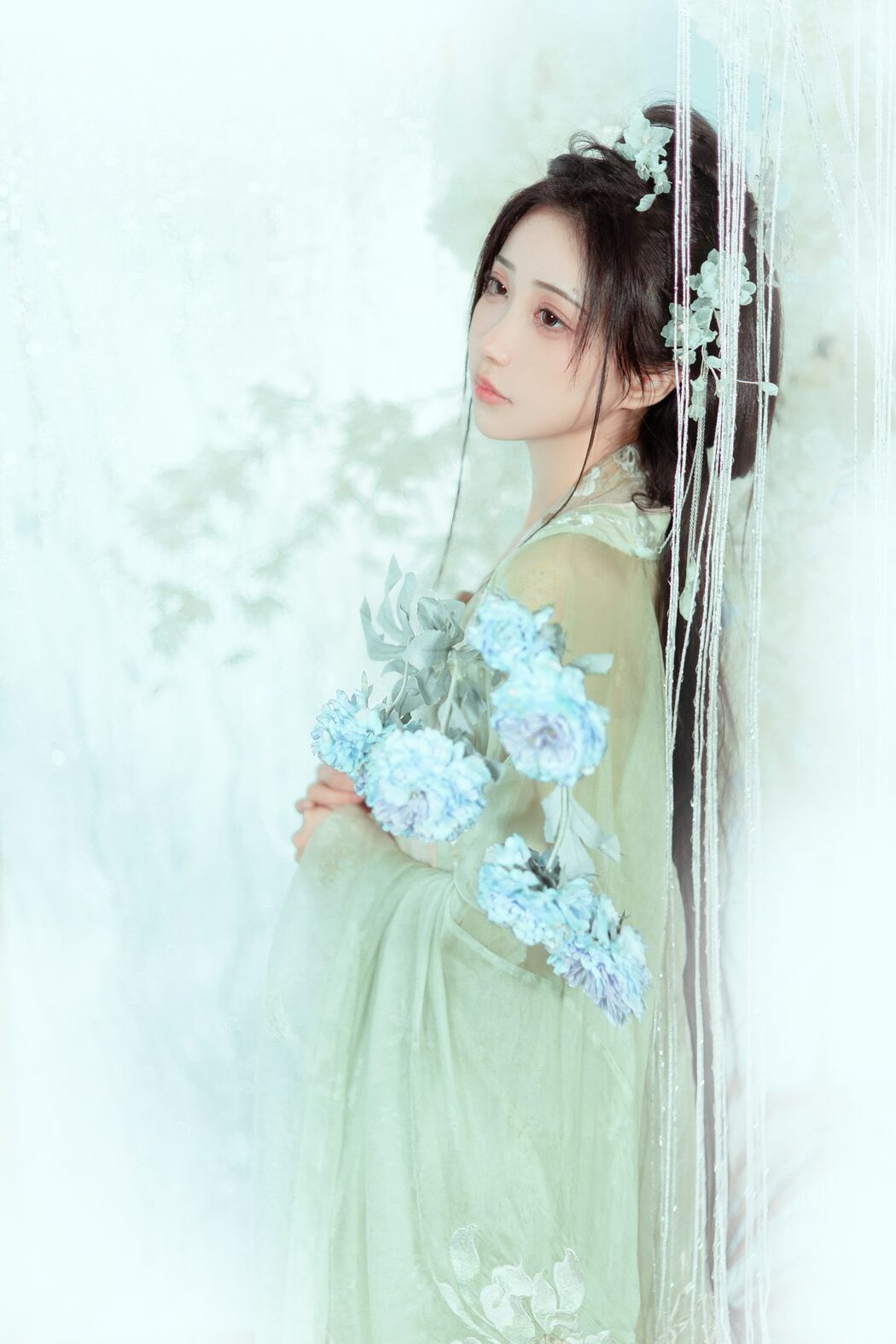 YiTuYu艺图语 Vol.3684 Qi Luo Sheng De Xiao Su Su