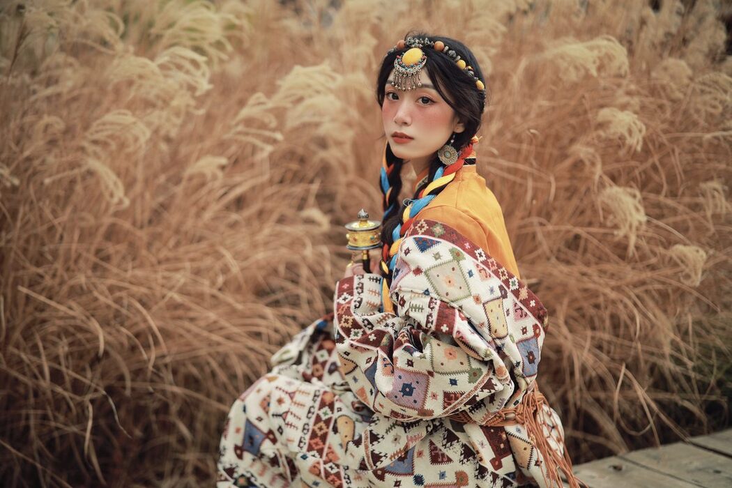 YiTuYu艺图语 Vol.3679 Wei Wei