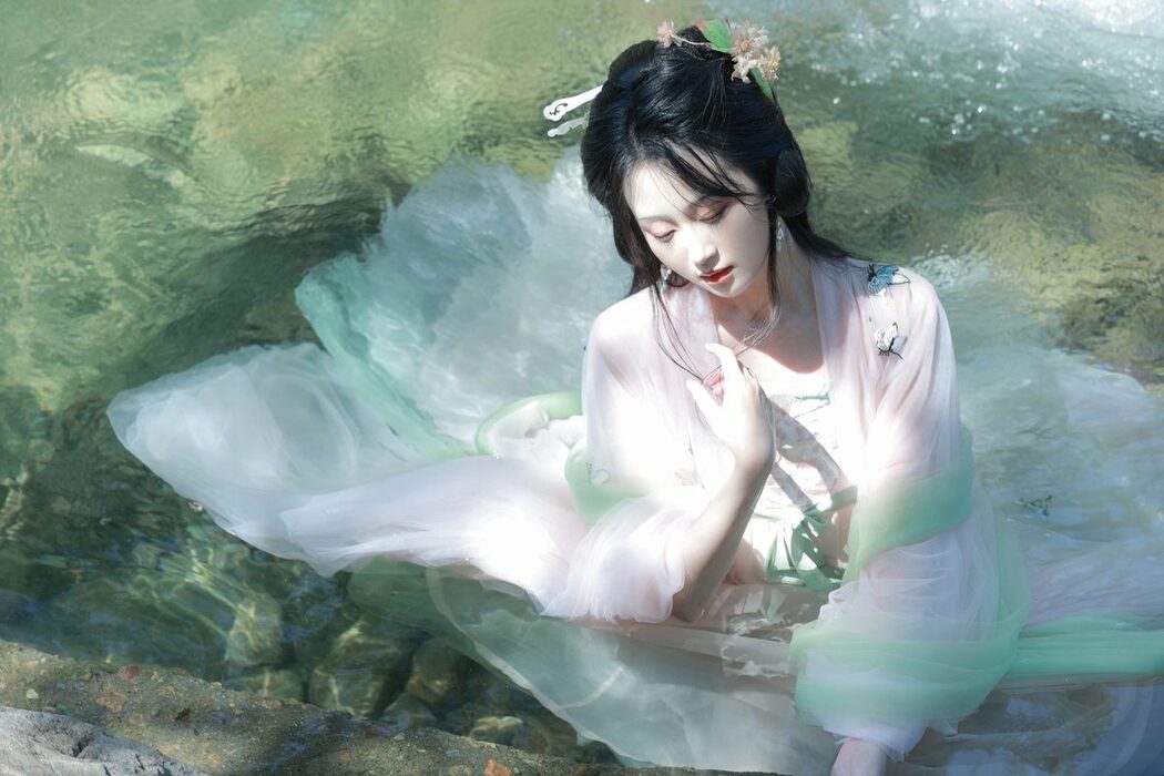 YiTuYu艺图语 Vol.3667 A Tong