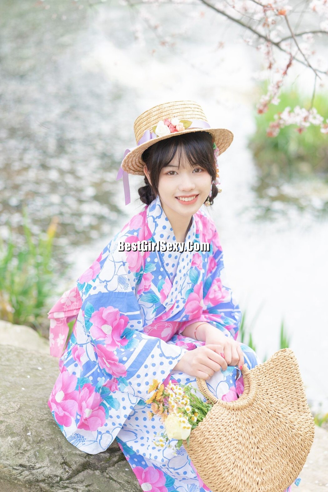 YiTuYu艺图语 Vol.3534 Izumi Izumi