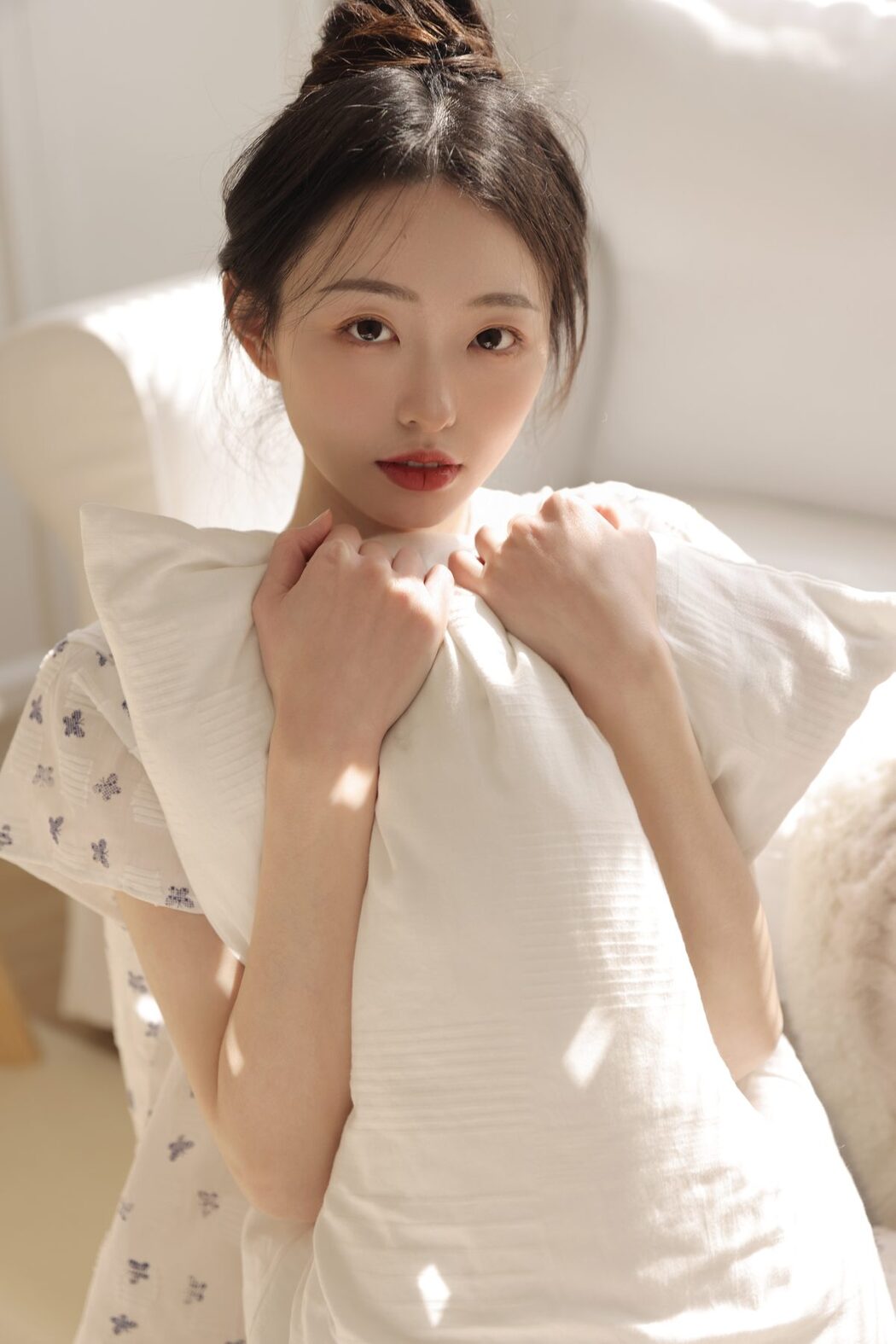 YiTuYu艺图语 Vol.3689 Xiao Yang Ai Gan Fan