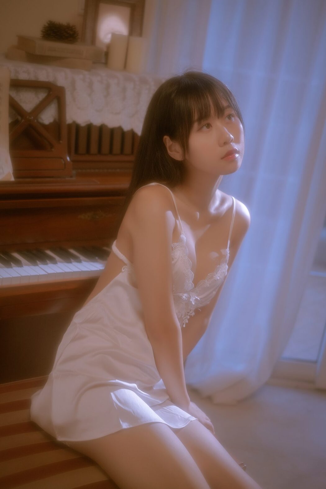 YiTuYu艺图语 Vol.3693 Meng Ya Er