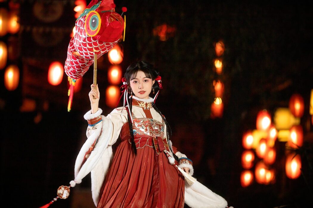 YiTuYu艺图语 Vol.3542 Li Yi Yi