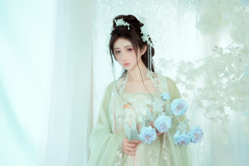 YiTuYu艺图语 Vol.3684 Qi Luo Sheng De Xiao Su Su