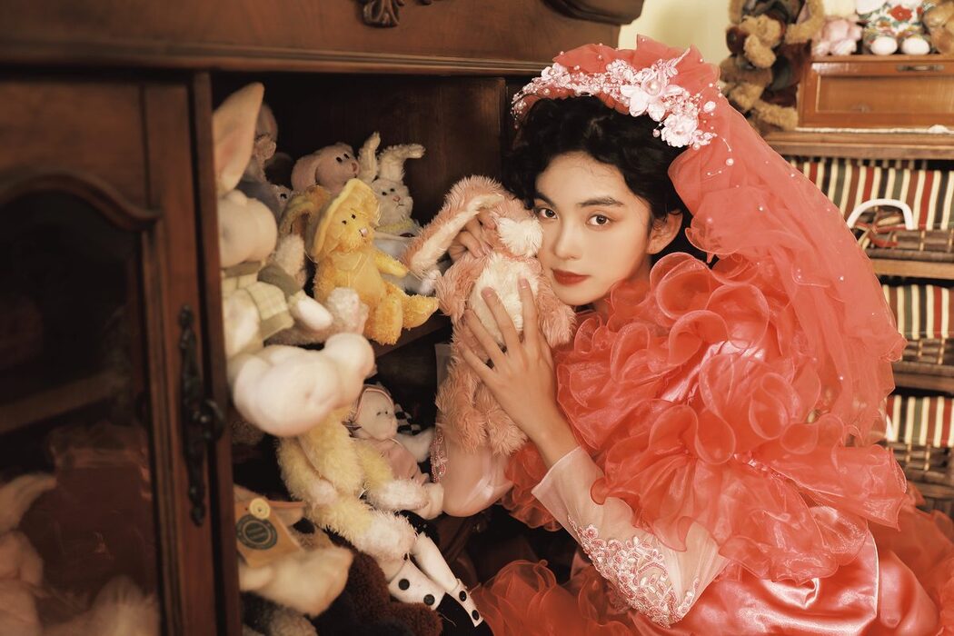 YiTuYu艺图语 Vol.3686 Ling Ling Xue