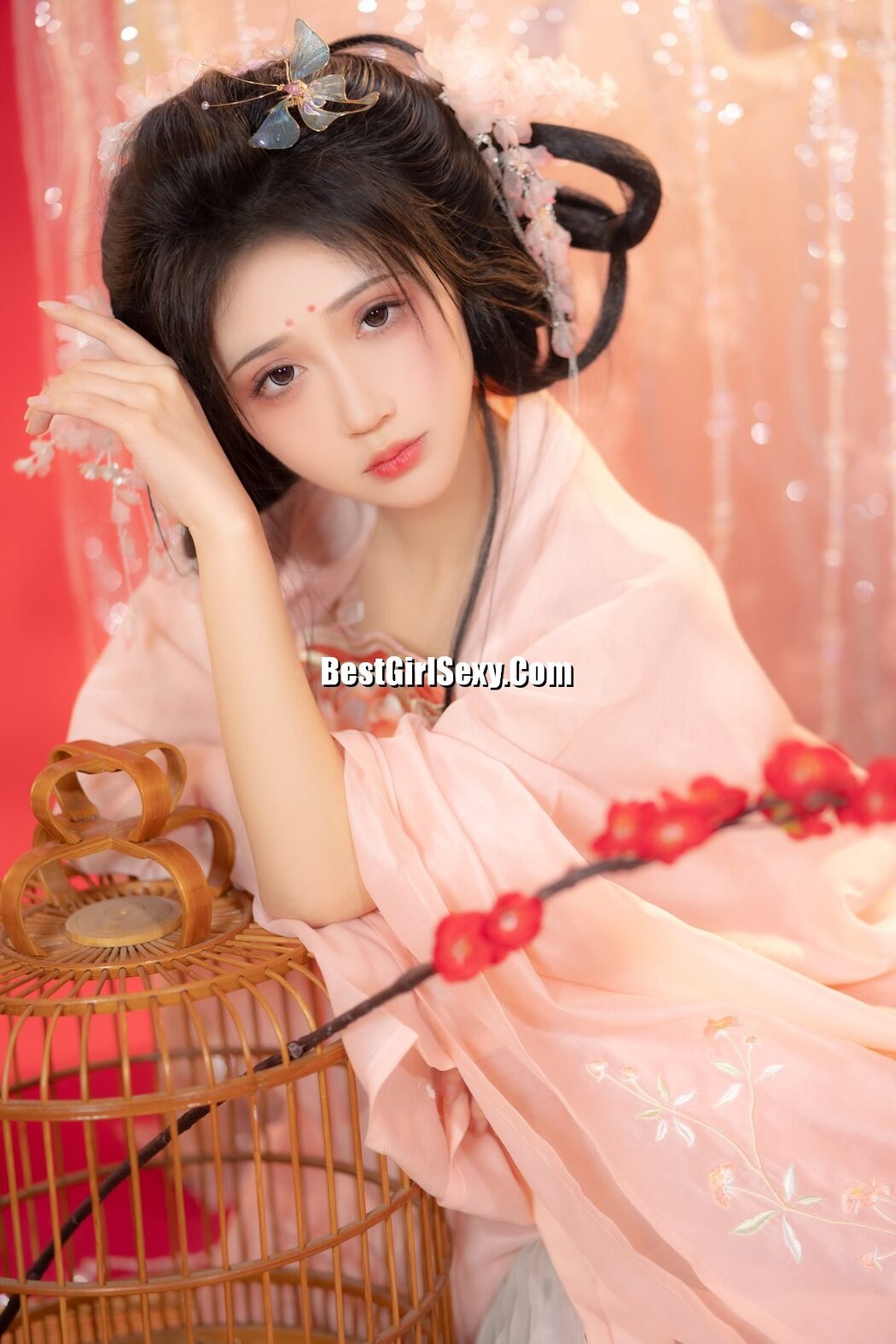 YiTuYu艺图语 Vol.3705 Qi Luo Sheng De Xiao Su Su