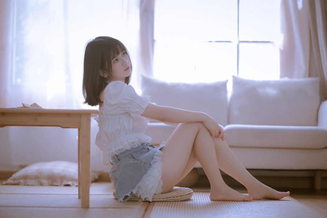 YiTuYu艺图语 Vol.3670 Zhu Ke Shi Zhi Ju