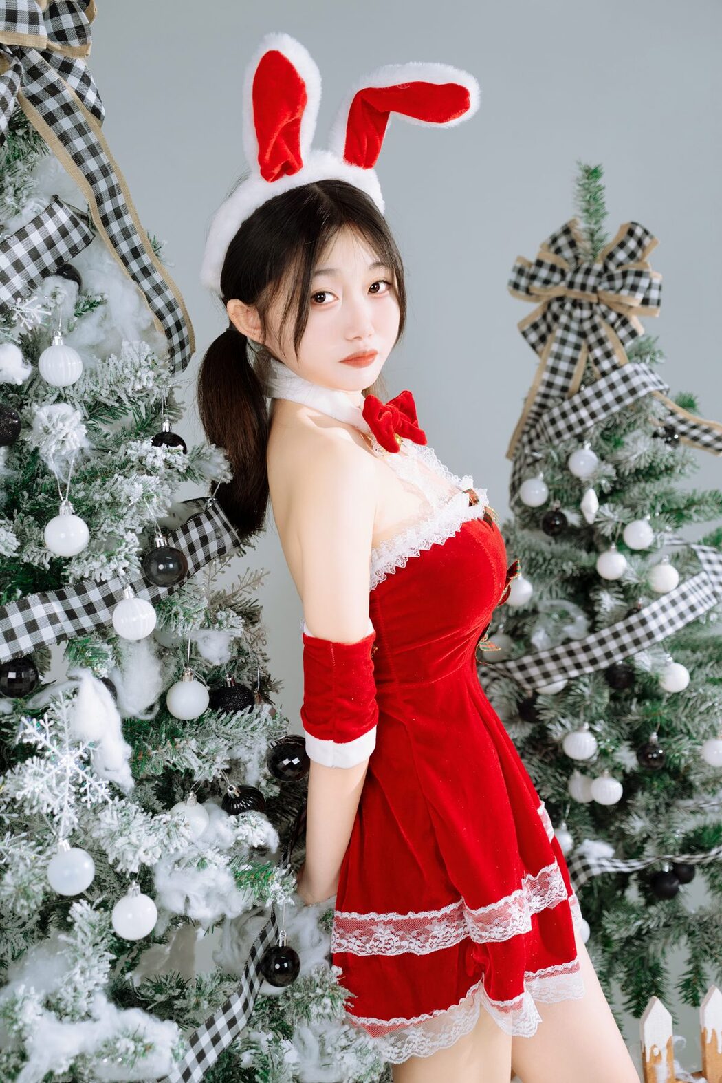 YiTuYu艺图语 Vol.3692 Xiao Guan