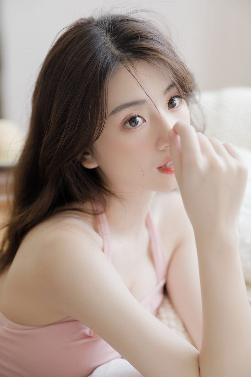 YiTuYu艺图语 Vol.3675 Zai Bai Chen San Yuan