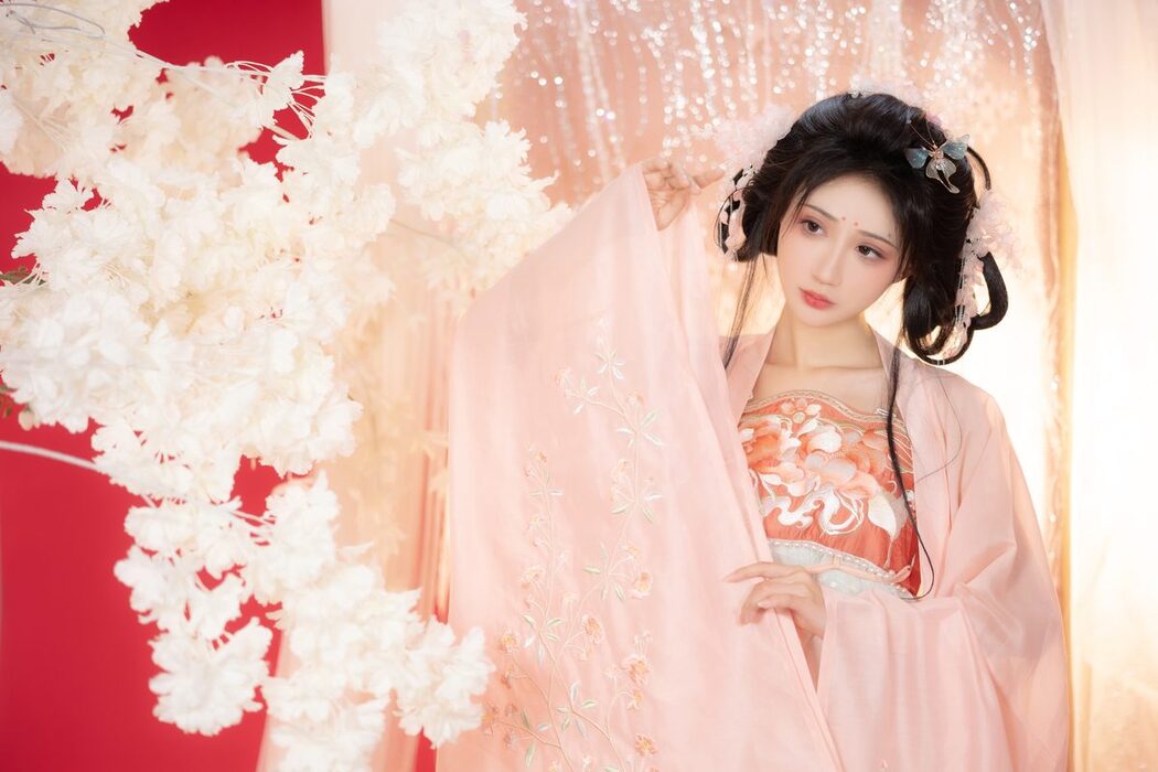 YiTuYu艺图语 Vol.3705 Qi Luo Sheng De Xiao Su Su