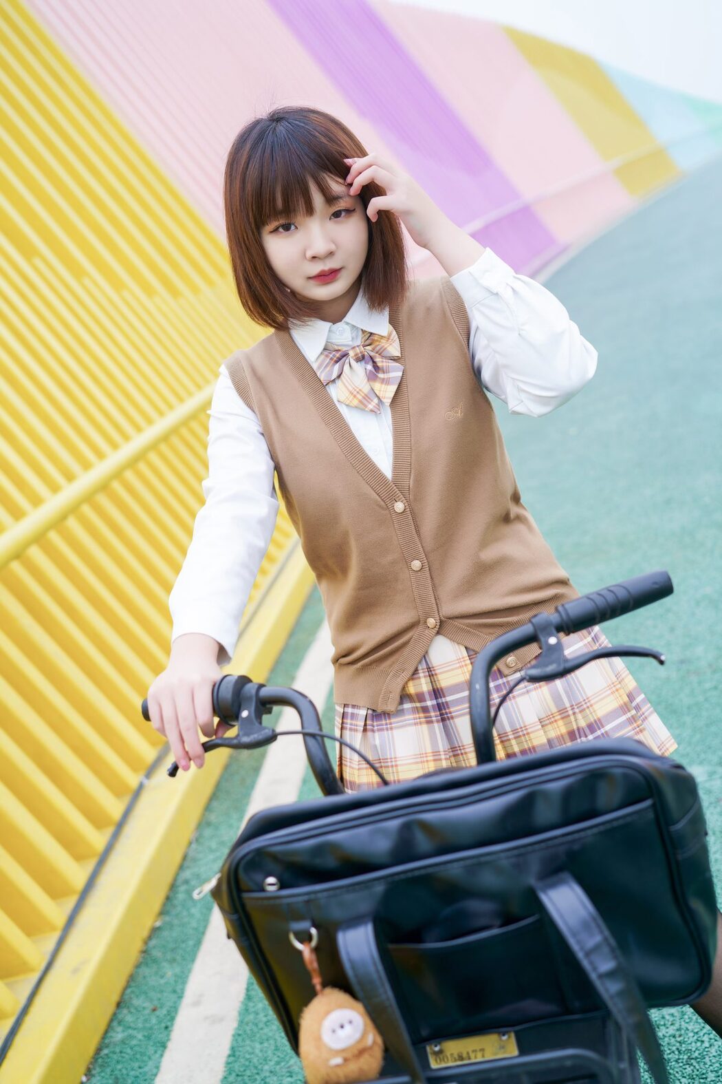YiTuYu艺图语 Vol.3708 Zhong Yi
