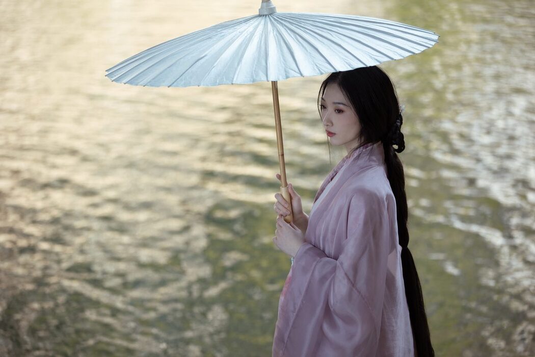 YiTuYu艺图语 Vol.3809 A Moon