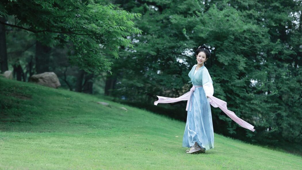 YiTuYu艺图语 Vol.3763 Luo Yi
