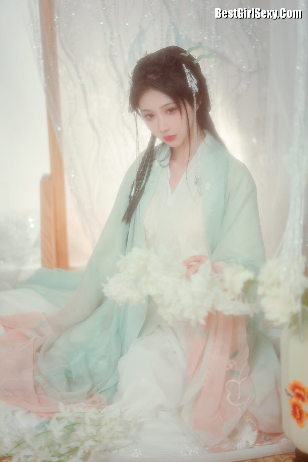 YiTuYu艺图语 Vol.3796 Qi Luo Sheng De Xiao Su Su