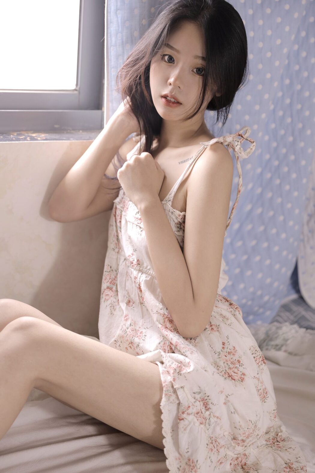 YiTuYu艺图语 Vol.3826 Li Li