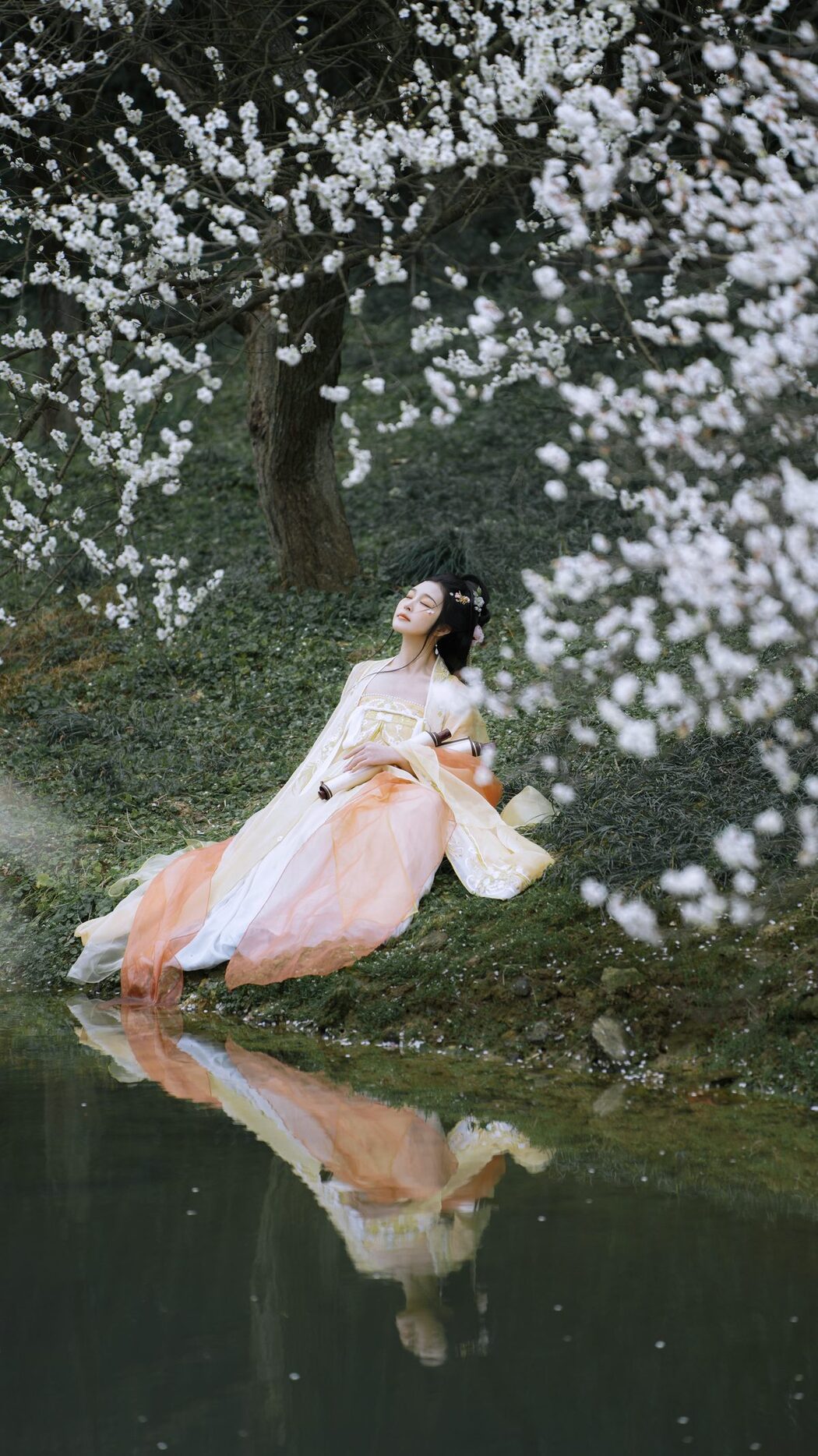 YiTuYu艺图语 Vol.3718 Ai Tan Xian De Xia Shang Zhou