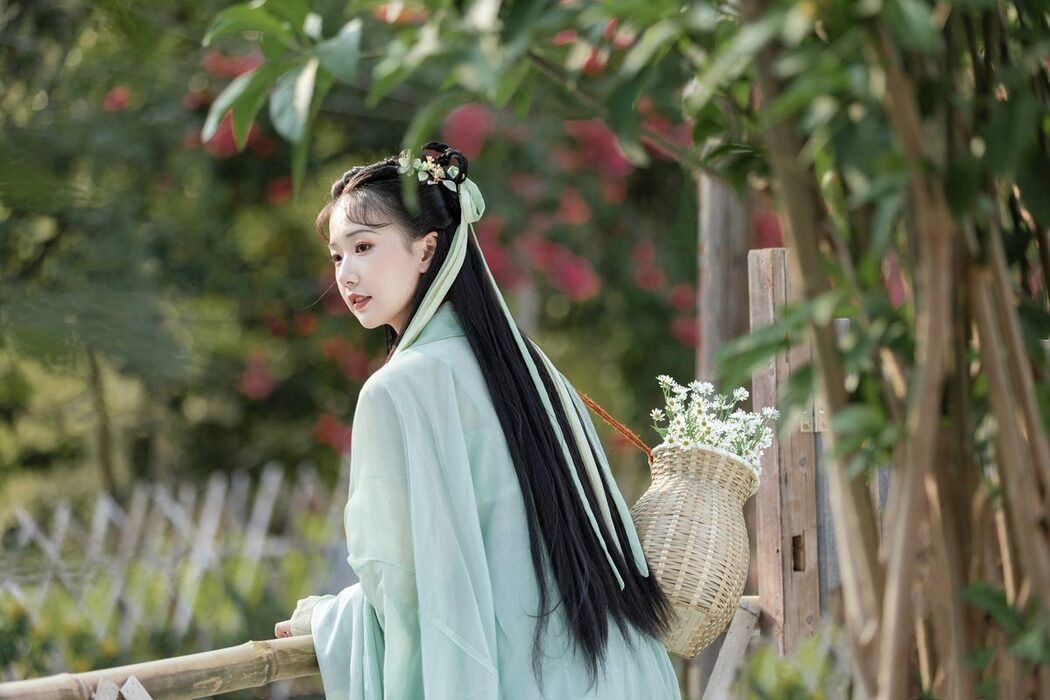 YiTuYu艺图语 Vol.3855 Suan La Tang Er