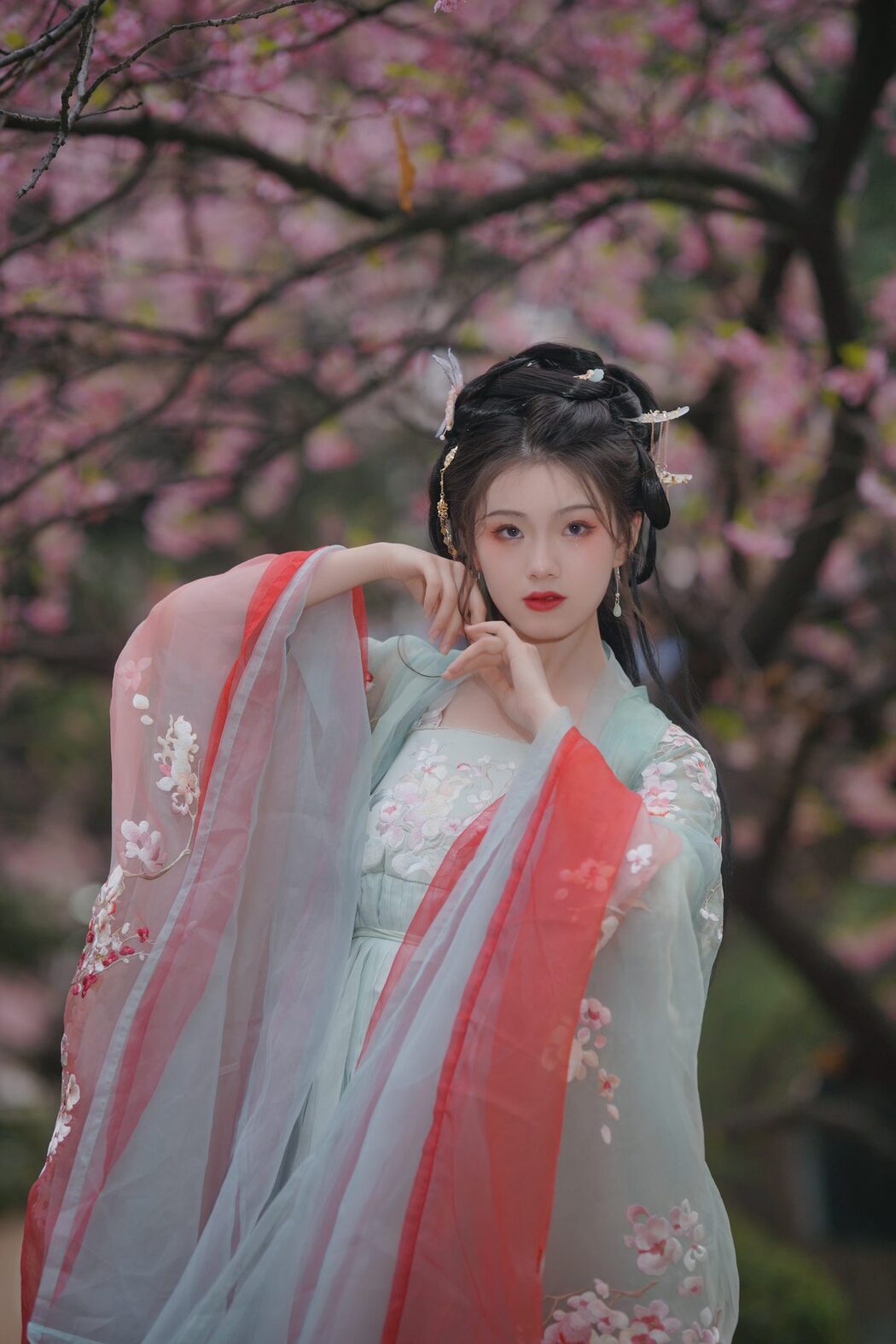 YiTuYu艺图语 Vol.3847 Yue Li