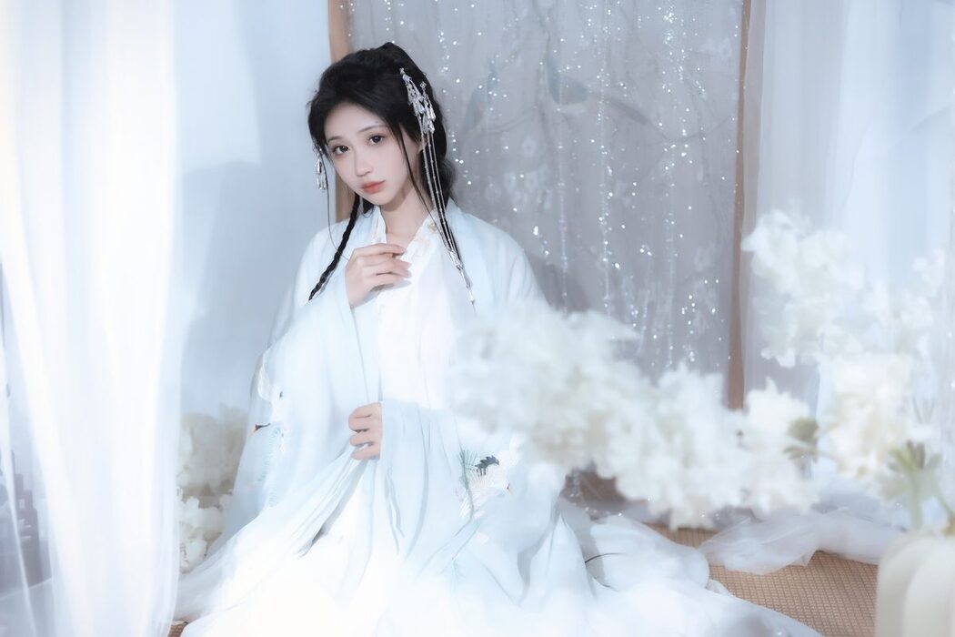 YiTuYu艺图语 Vol.3771 Qi Luo Sheng De Xiao Su Su