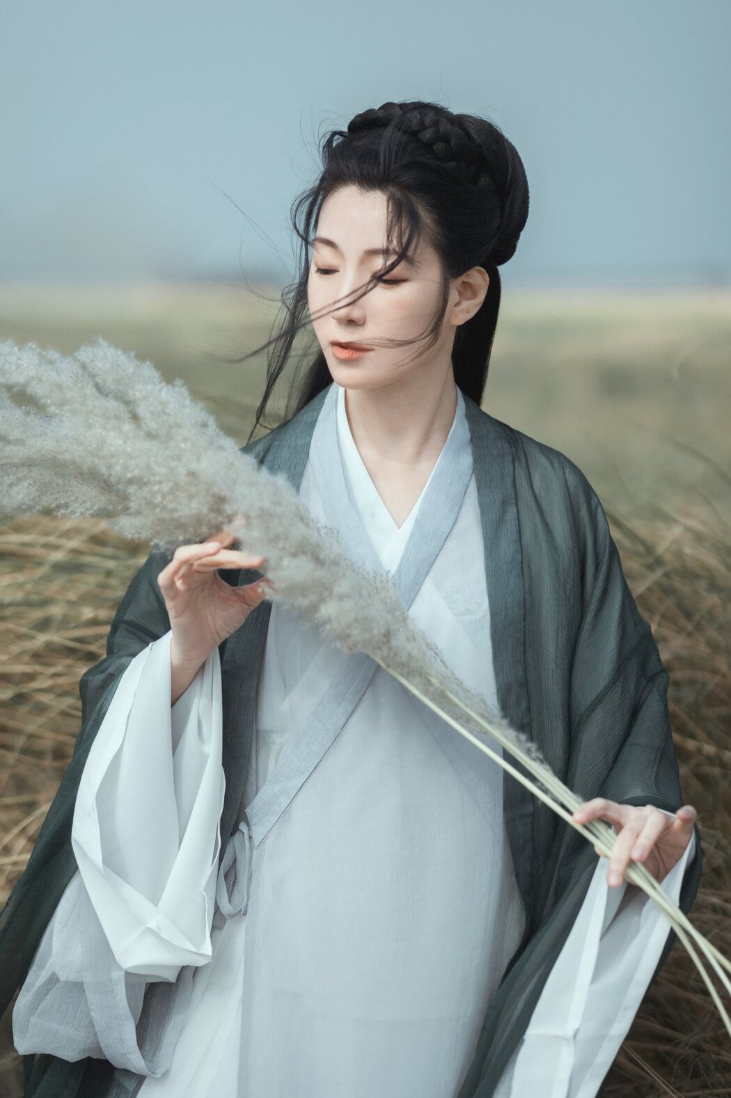 YiTuYu艺图语 Vol.383 He Jia