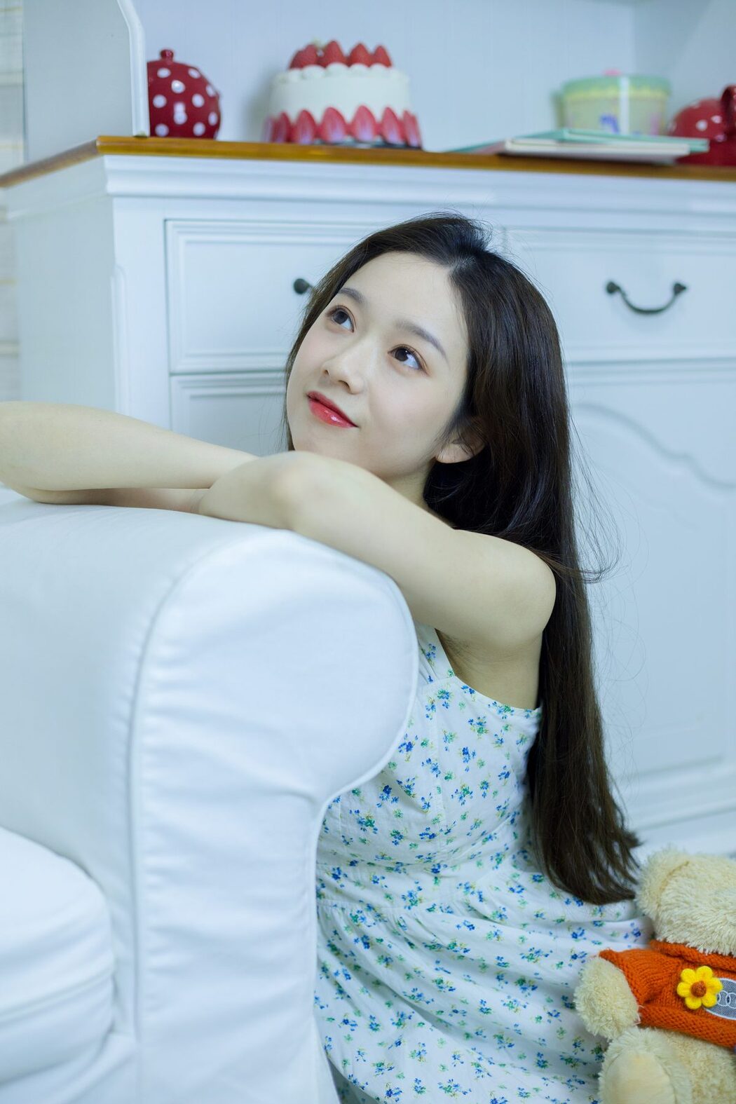 YiTuYu艺图语 Vol.3799 Ge Man Ni Nini